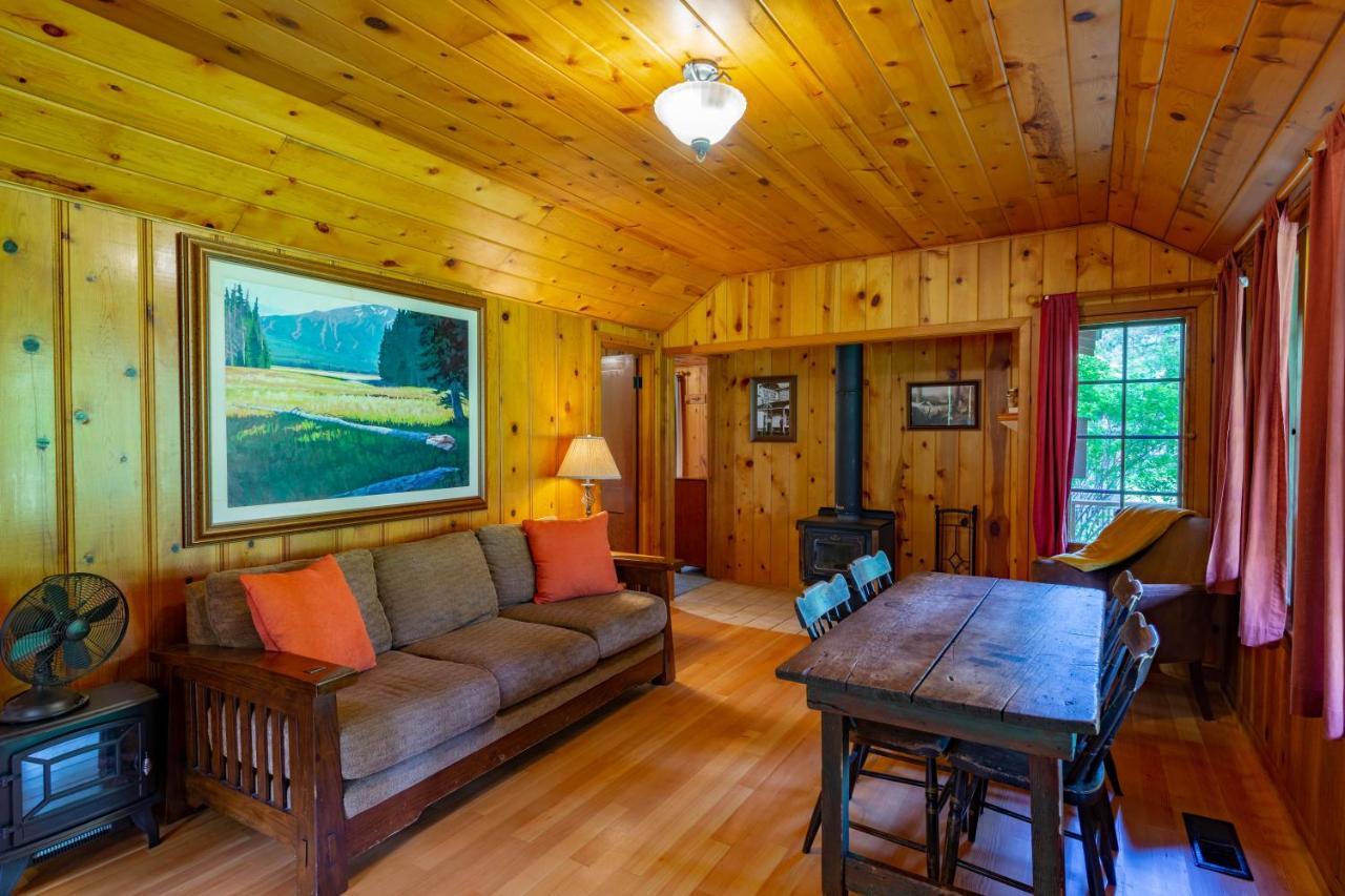 Lake Creek Lodge Camp Sherman Eksteriør bilde